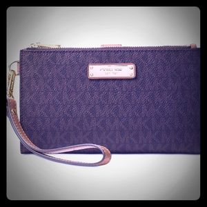MK jet set wristlet